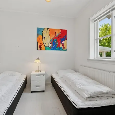 Hughlek - 450m From The Sea By Interhome Neksø